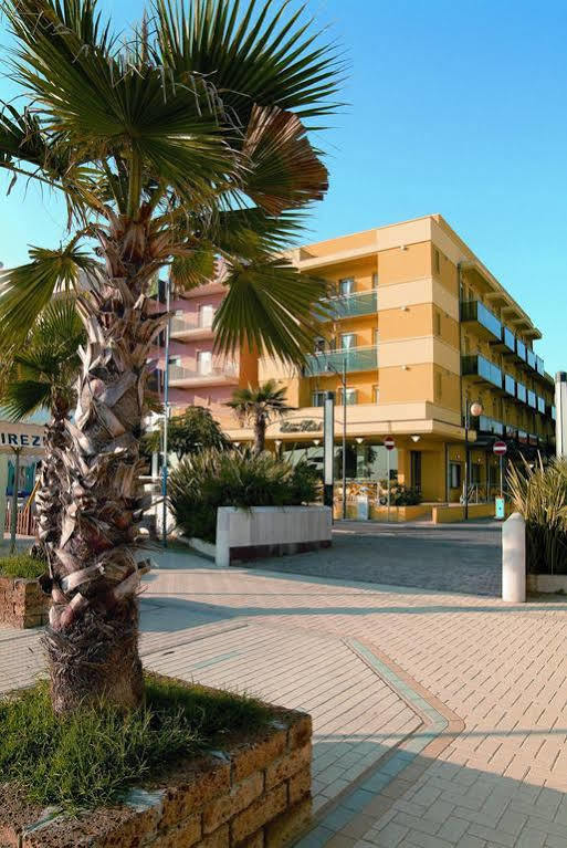 Hotel Eden 3*